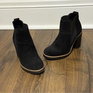 Crevo suede Elegant Black Women's Ankle Boots s/6